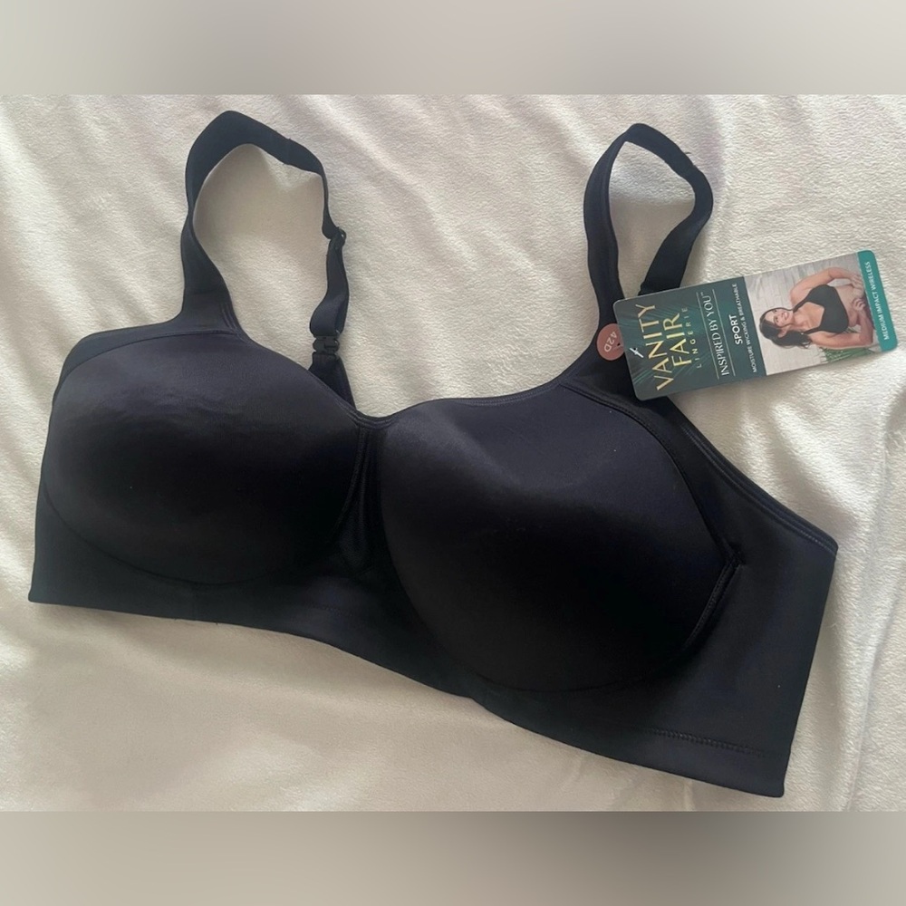 Vanity Fair Wireless Bra 42D Black Full Coverage Comfort Support NWOT